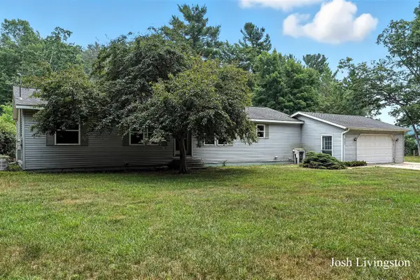 6306 E Carrigan, Newaygo, MI 49337