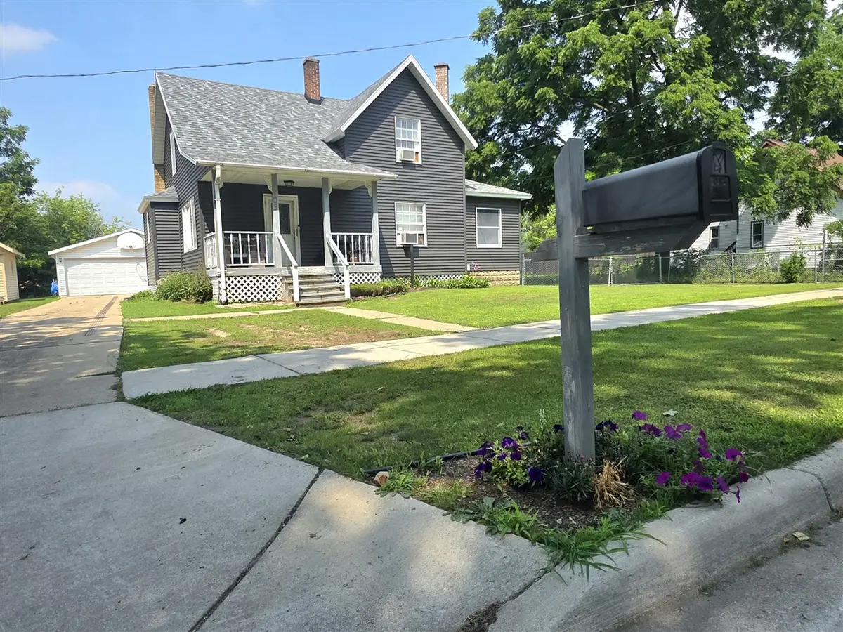 809 6th, Lake Odessa, MI 48849 - Image #1