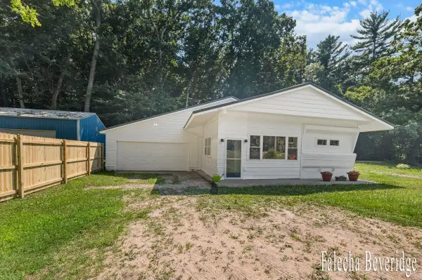 1202 Lincoln, Allegan, MI 49010