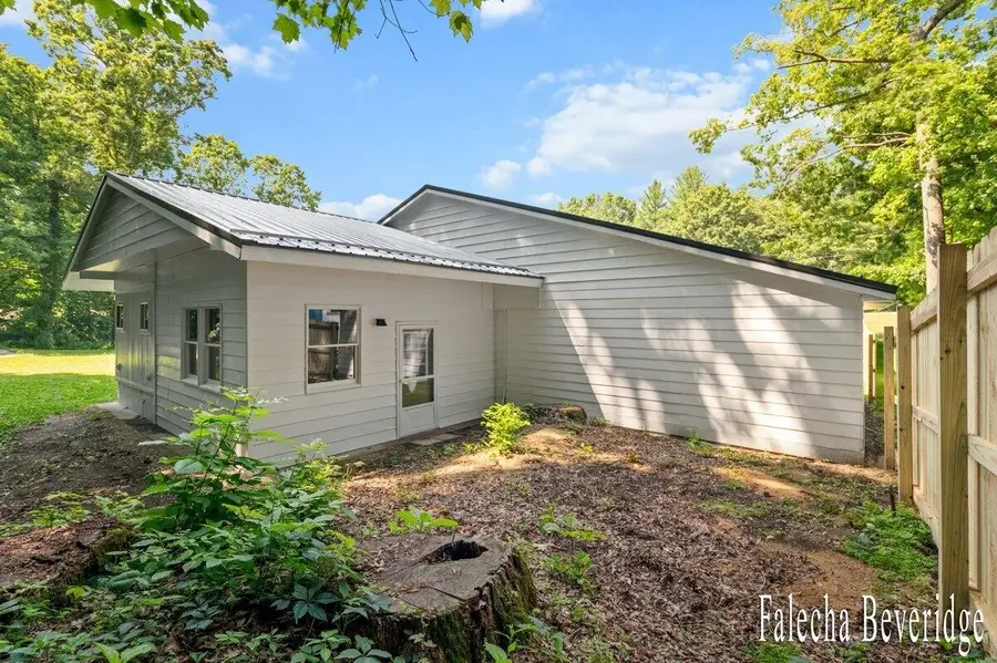 1202 Lincoln, Allegan, MI 49010 - #3