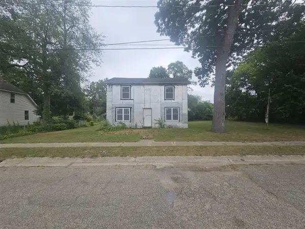 208 Halstead, Dowagiac, MI 49047