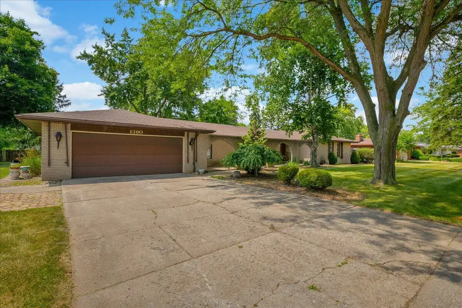 1380 Woodside, Saginaw, MI 48601 - Image #2