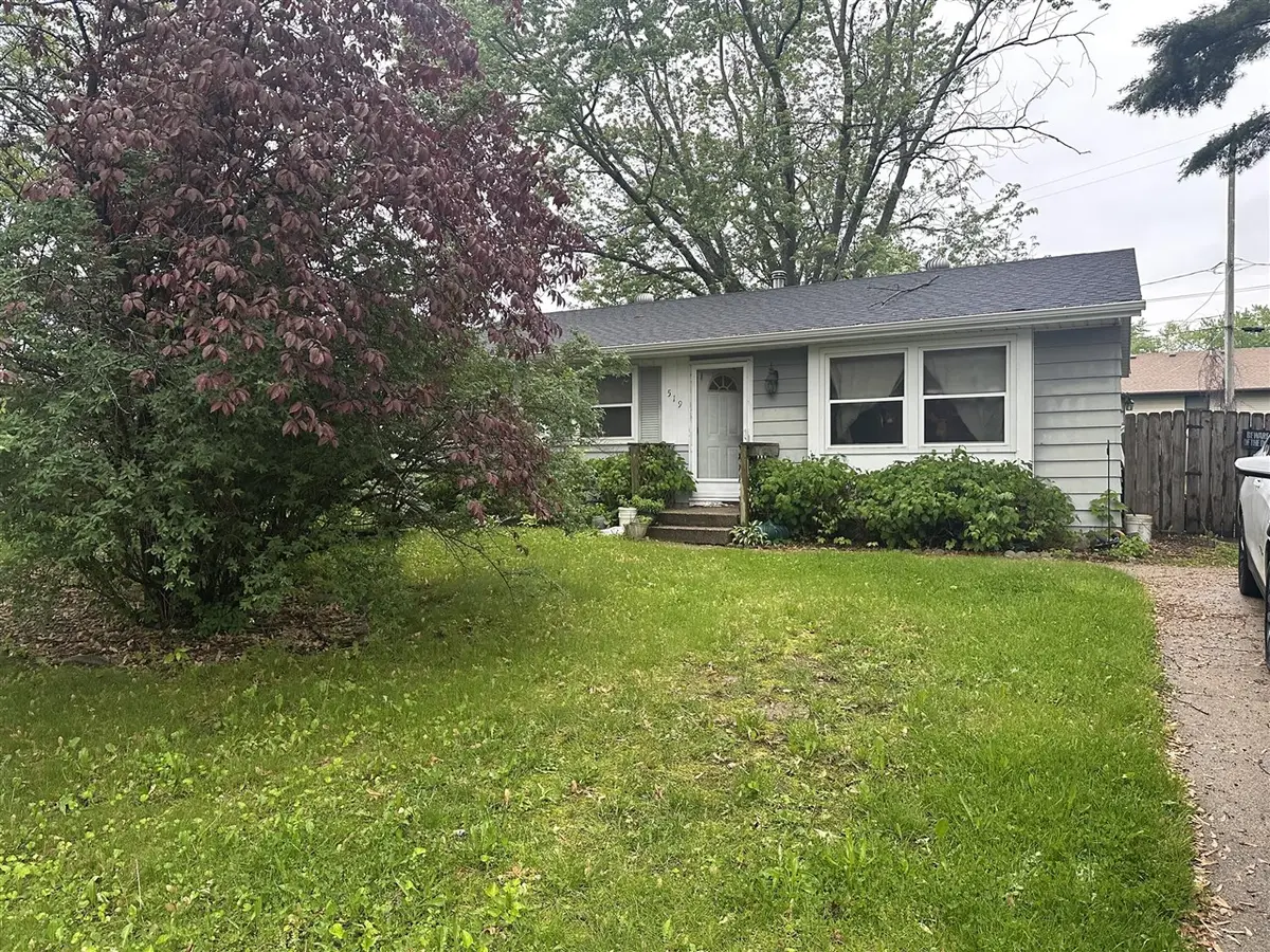 519 Faircrest, Walker, MI 49534 - #1