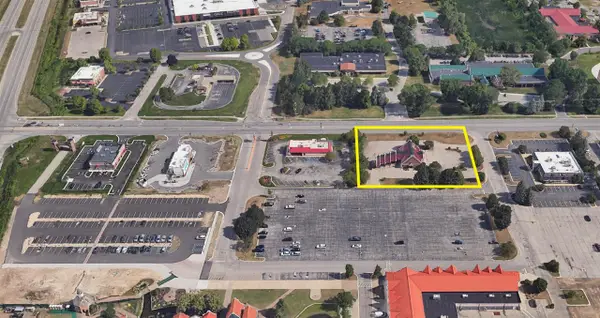 12274 James, Holland, MI 49424