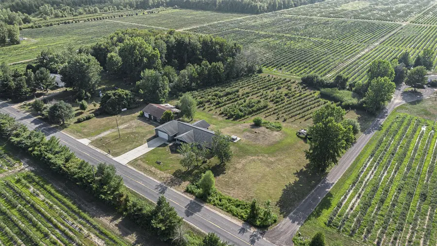 124 68th, South Haven, MI 49090 - #3