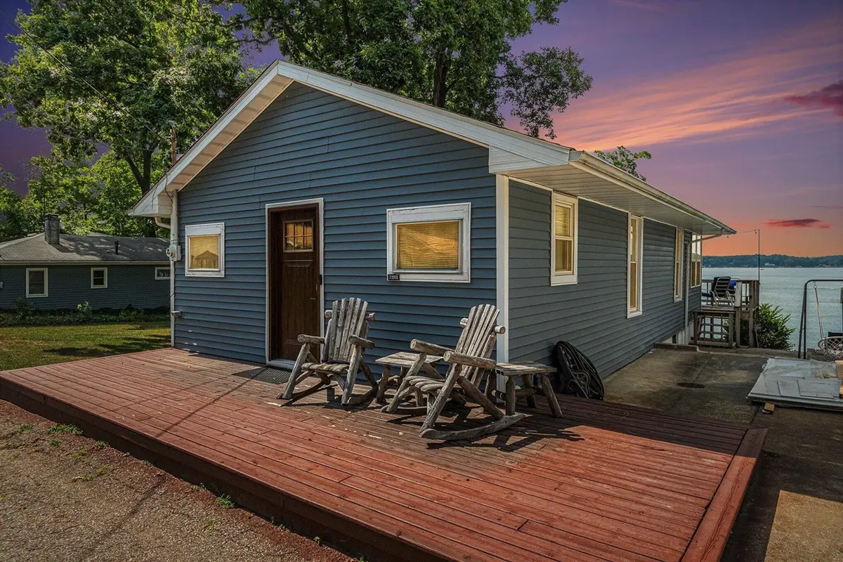 33160 Hunt, Dowagiac, MI 49047 - Image #1