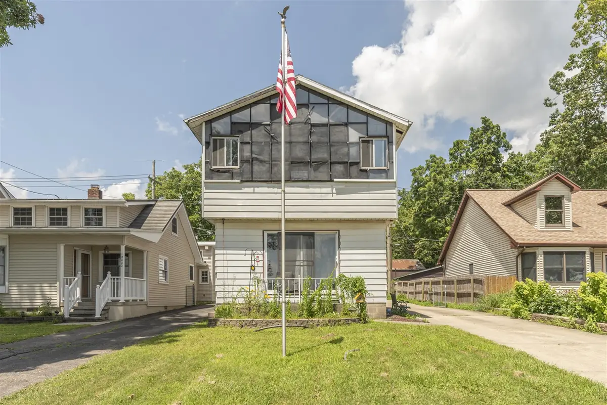 11994 N Main, Whitmore Lake, MI 48189 - #1