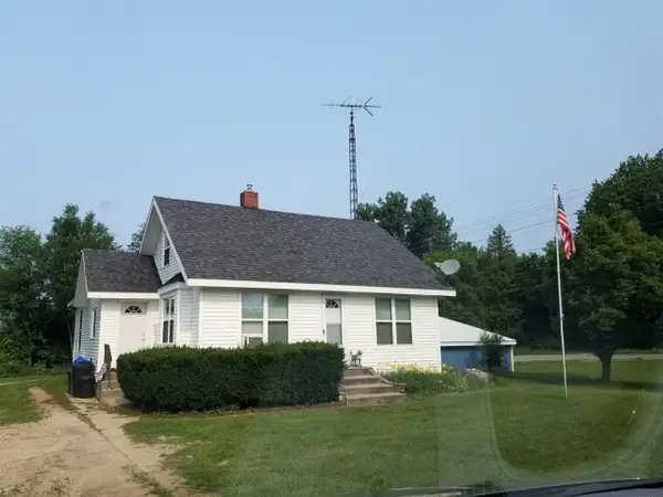 2845 S Oceana, Shelby, MI 49455