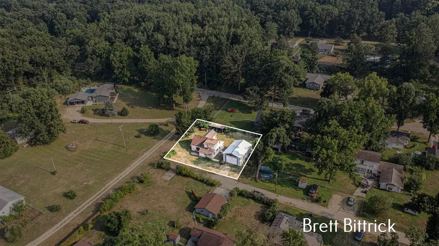 37011 Wahimund, Paw Paw Township, MI 49079 - Image #2