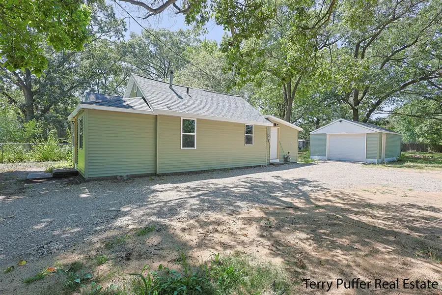 2657 Roberts, Norton Shores, MI 49444 - #2