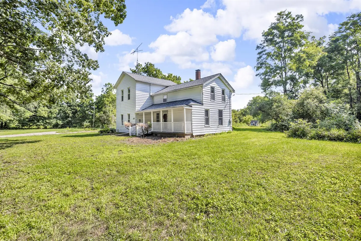 3573 N Dearing, Parma, MI 49269 - Image #1