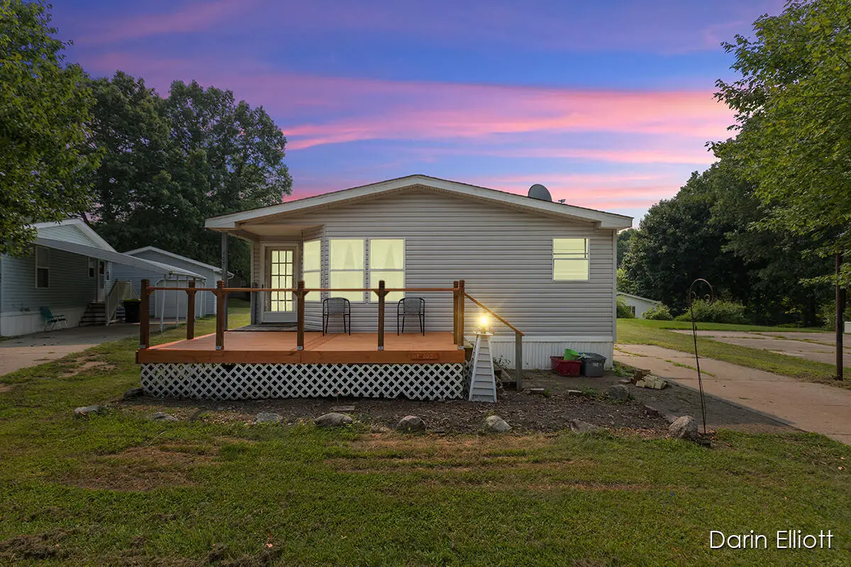 1133 Yeomans #105, Ionia, MI 48846 - Image #1