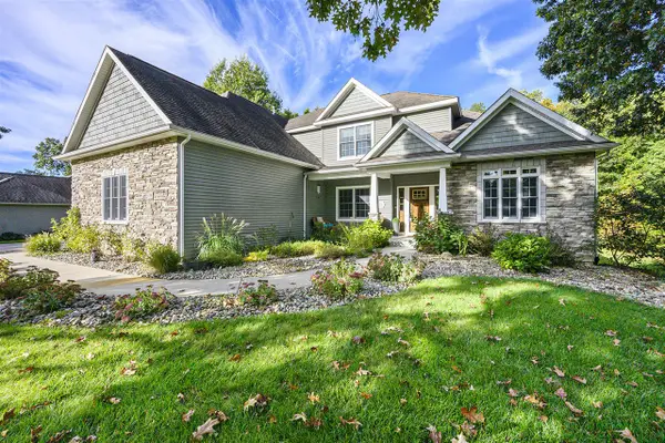 6798 Apple Blossom Lane, Kalamazoo, MI 49009