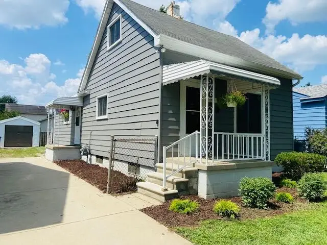 8627 Robindale, Dearborn Heights, MI 48127 - Image #2