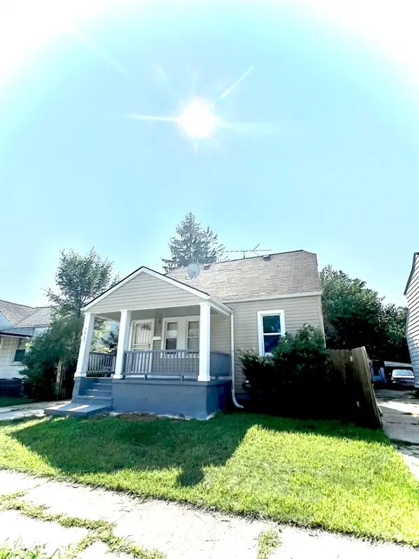 7367 Ahton, Detroit, MI 48228