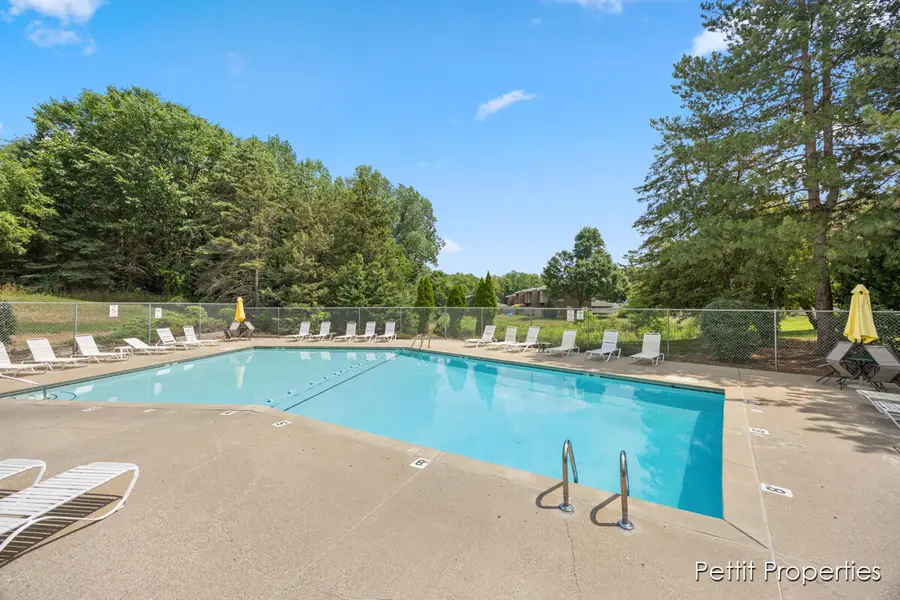 2984 Chapshire #59, Grand Rapids, MI 49546 - Image #3