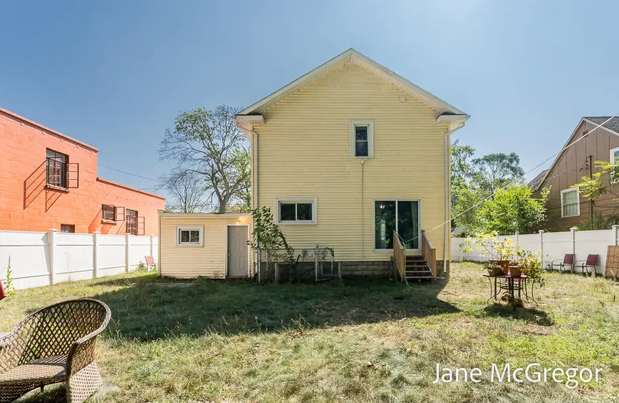 3305 Peck, Muskegon, MI 49444 - #2