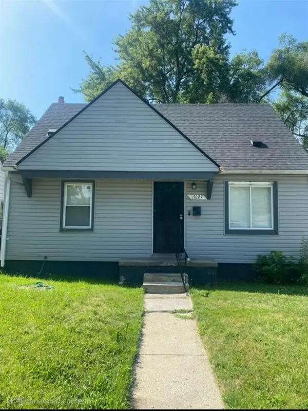 17227 Curtis, Detroit, MI 48235