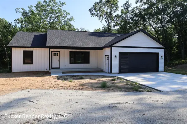 2493 E White Lake Dr, Twin Lake, MI 49457