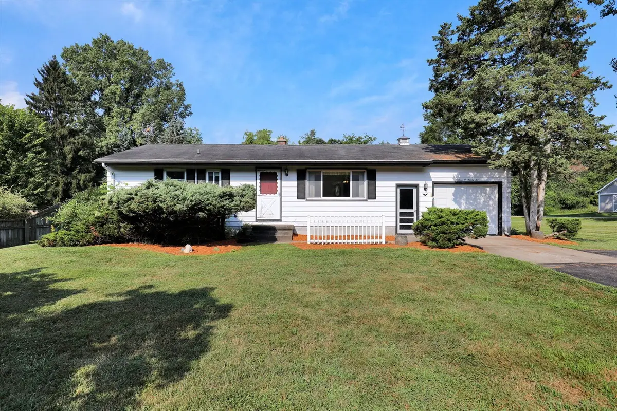 16092 Center Road, East Lansing, MI 48823 - Image #1