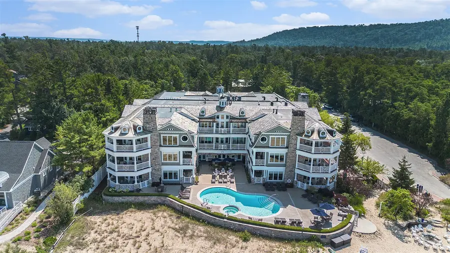 5707 S Lake #5A, Glen Arbor, MI 49636 - #2