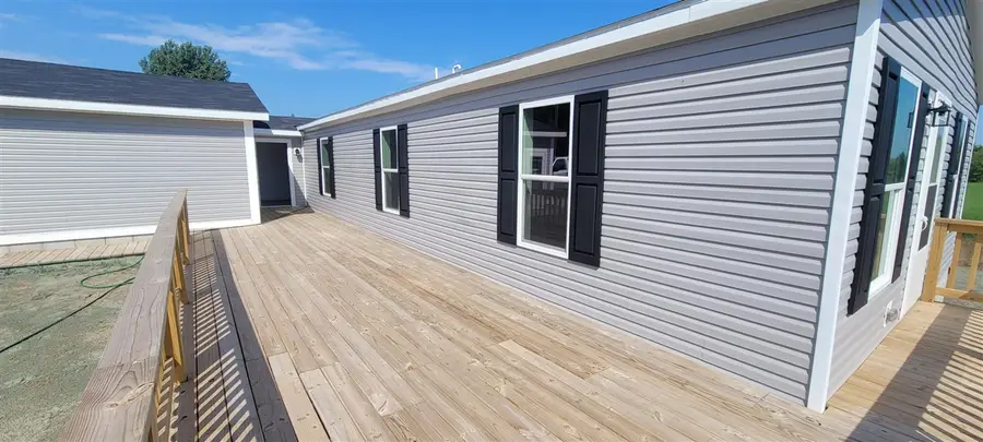 5556 W Lake, Hart, MI 49420 - Image #3