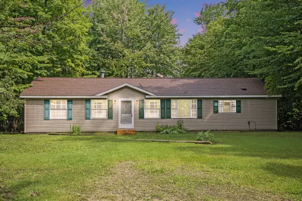 31588 W Birch Shores, Trout Lake, MI 49793