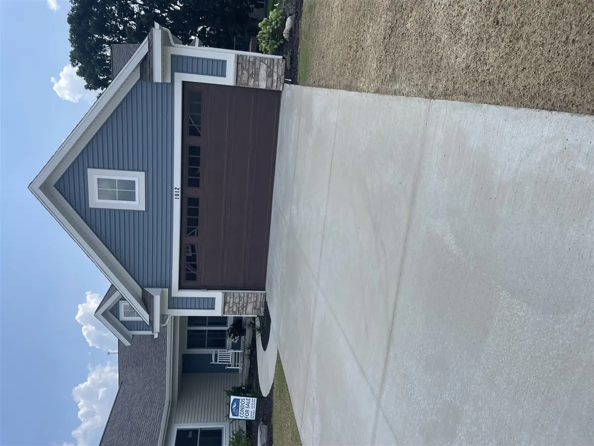 1012 Bellview Meadow, Byron Center, MI 49315 - #1
