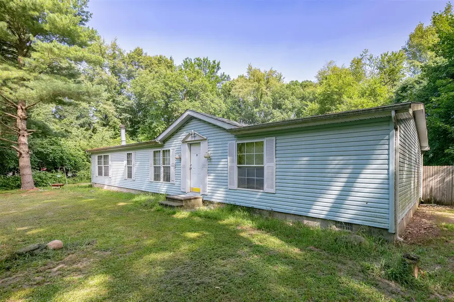 27134 Deerfield, Edwardsburg, MI 49112 - Image #2