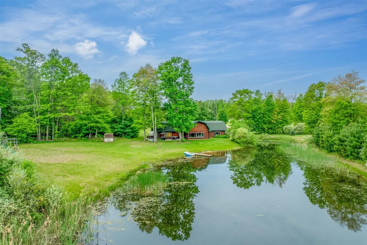 22711 15 Mile Rd, Big Rapids, MI 49307 - #1