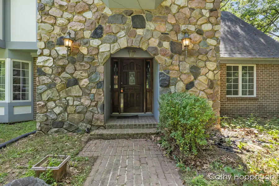 735 Prairie Creek, Ionia, MI 48846 - #2