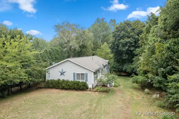 1007 Orchard, South Haven, MI 49090