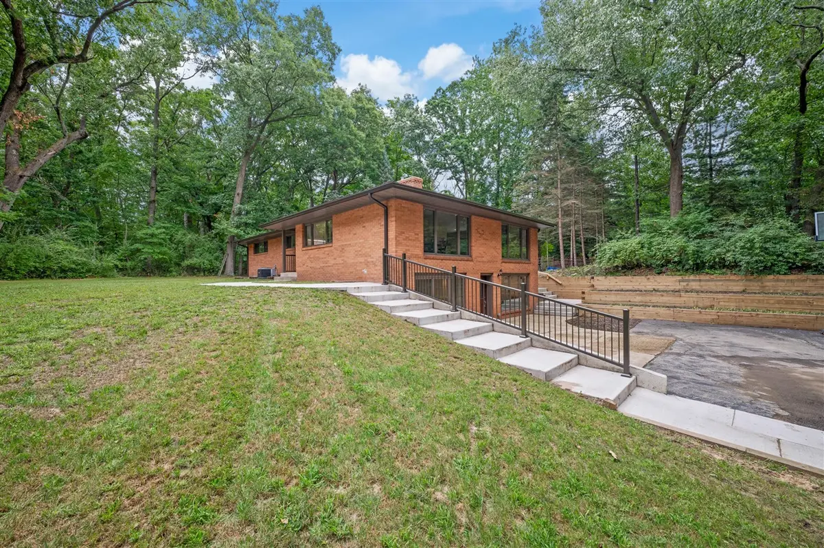 9555 Dunewood, Bridgman, MI 49106 - #1