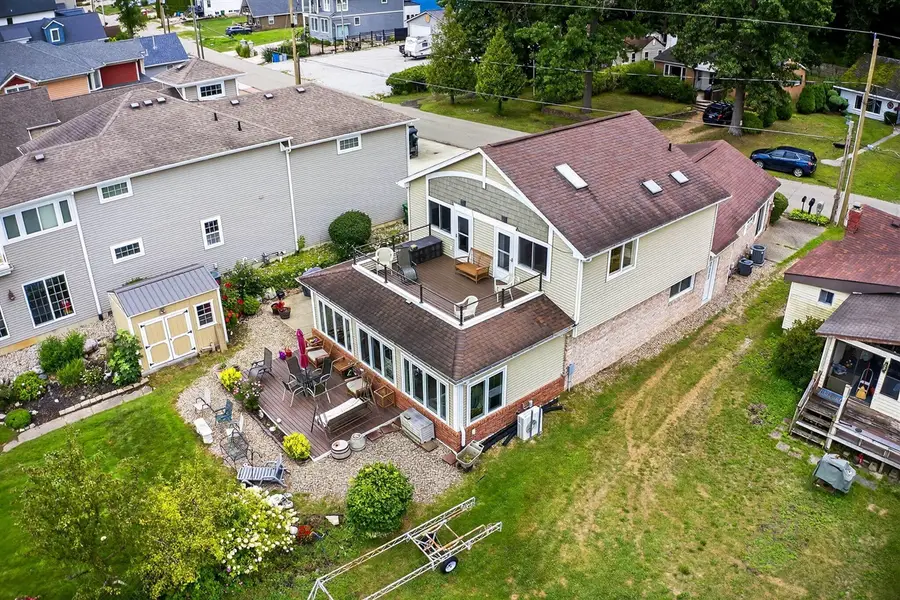 68800 S Shore, Edwardsburg, MI 49112 - #3