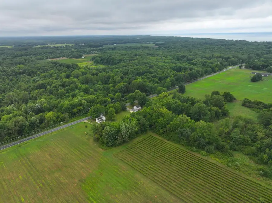 V/L 4.17A Coloma, Benton Harbor, MI 49022 - Image #2