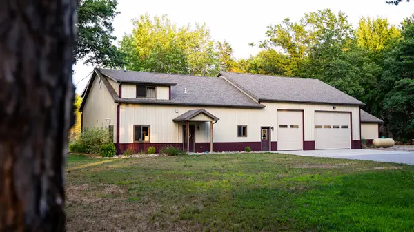 11752 N Brinton Rd, Lake, MI 48632