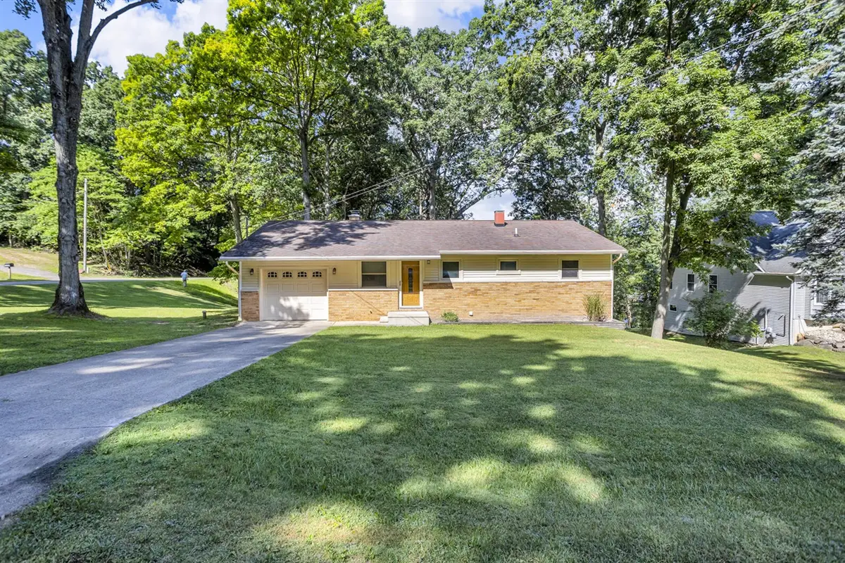 100 Southwood, Jerome, MI 49249 - #1