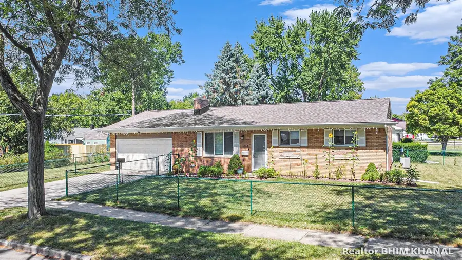 3100 Glenbrook, Lansing, MI 48911 - #2