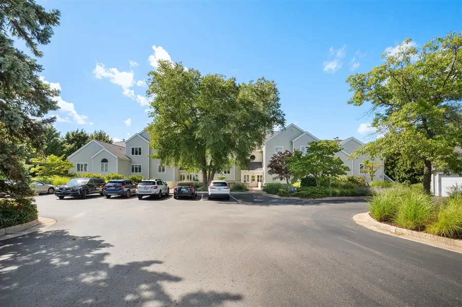 1802 Lakeshore #6, Saint Joseph, MI 49085 - #2