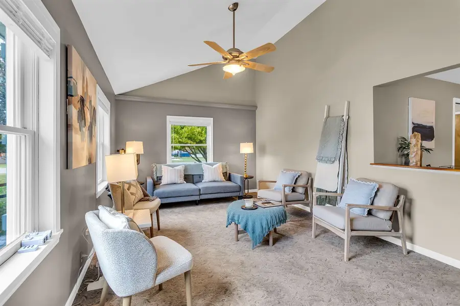 110 W Commercial, Brooklyn, MI 49230 - Image #2