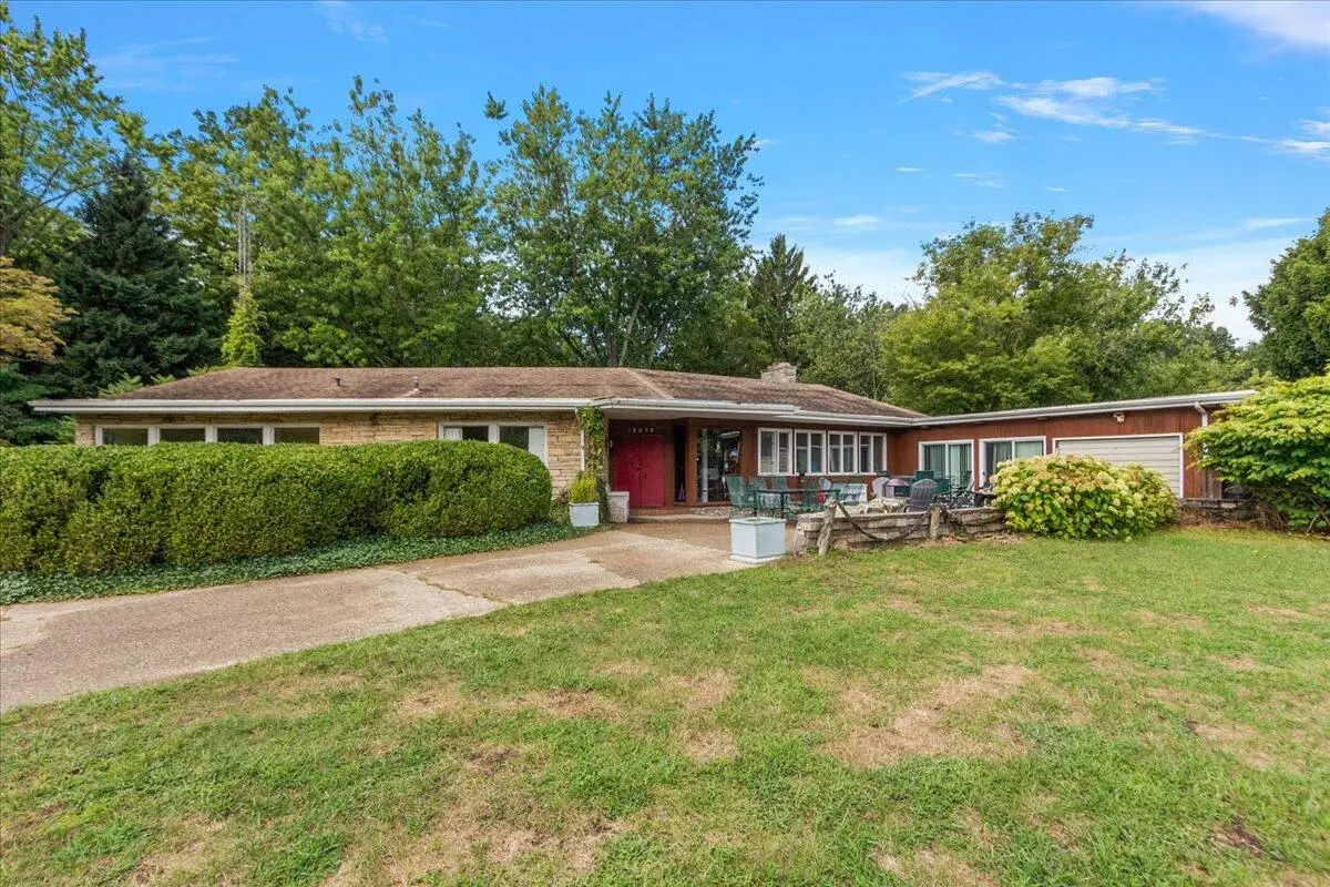 18658 77th, South Haven, MI 49090 - Image #1