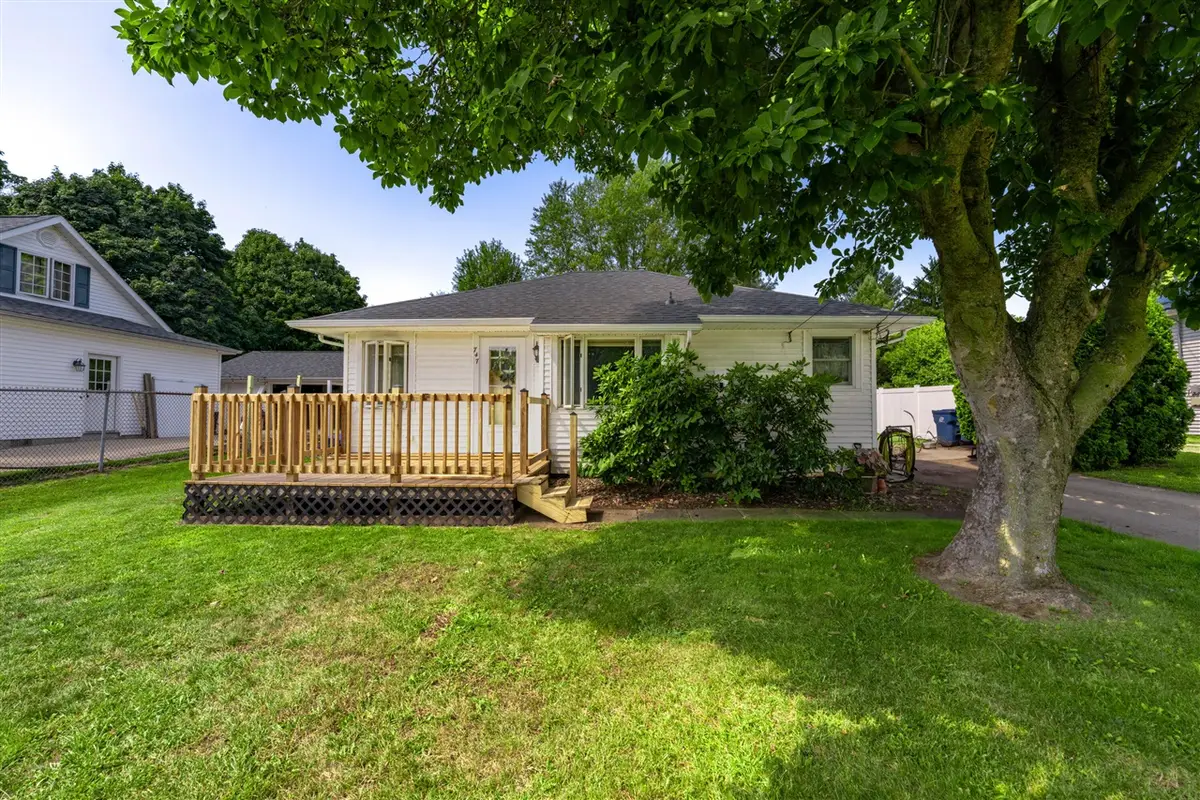 747 Chippewa, Buchanan, MI 49107 - Image #1