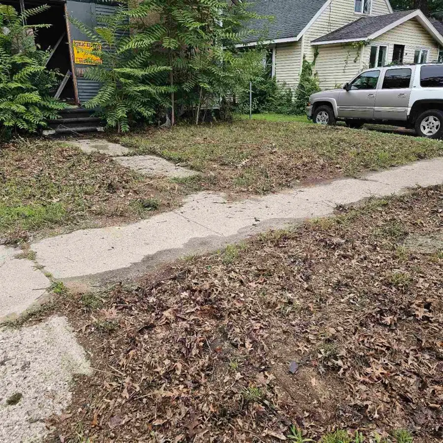 56 E Lincoln, Muskegon Heights, MI 49444 - #3