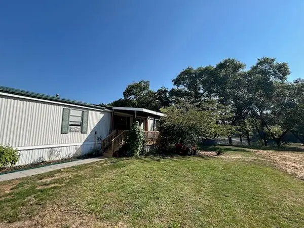 3517 Pinewood, Holton, MI 49425