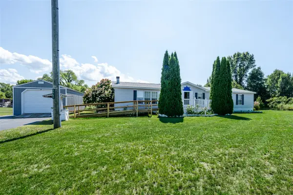 2462 Maple, Benton Harbor, MI 49022