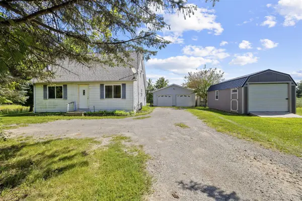 19785 S Lakeside, New Buffalo, MI 49117