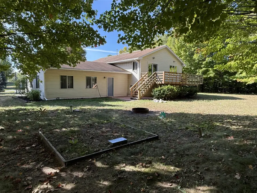 7412 Forest Lodge, Traverse City, MI 49685 - Image #2