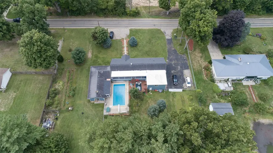 55081 Buckhorn, Three Rivers, MI 49093 - Image #3
