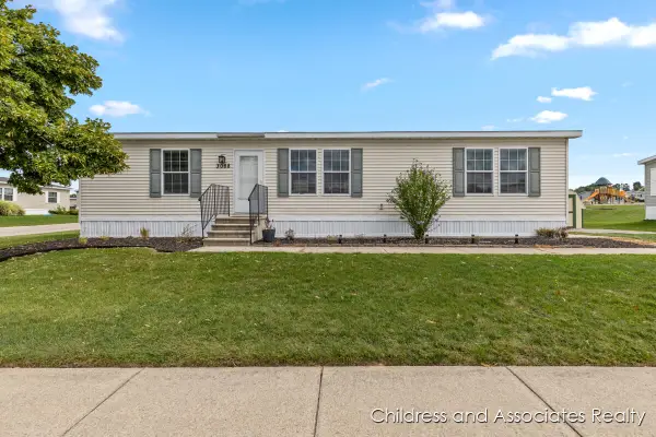 3068 Chalkstone, Hudsonville, MI 49426