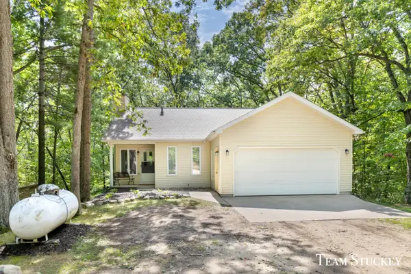 6790 19 Mile, Cedar Springs, MI 49319